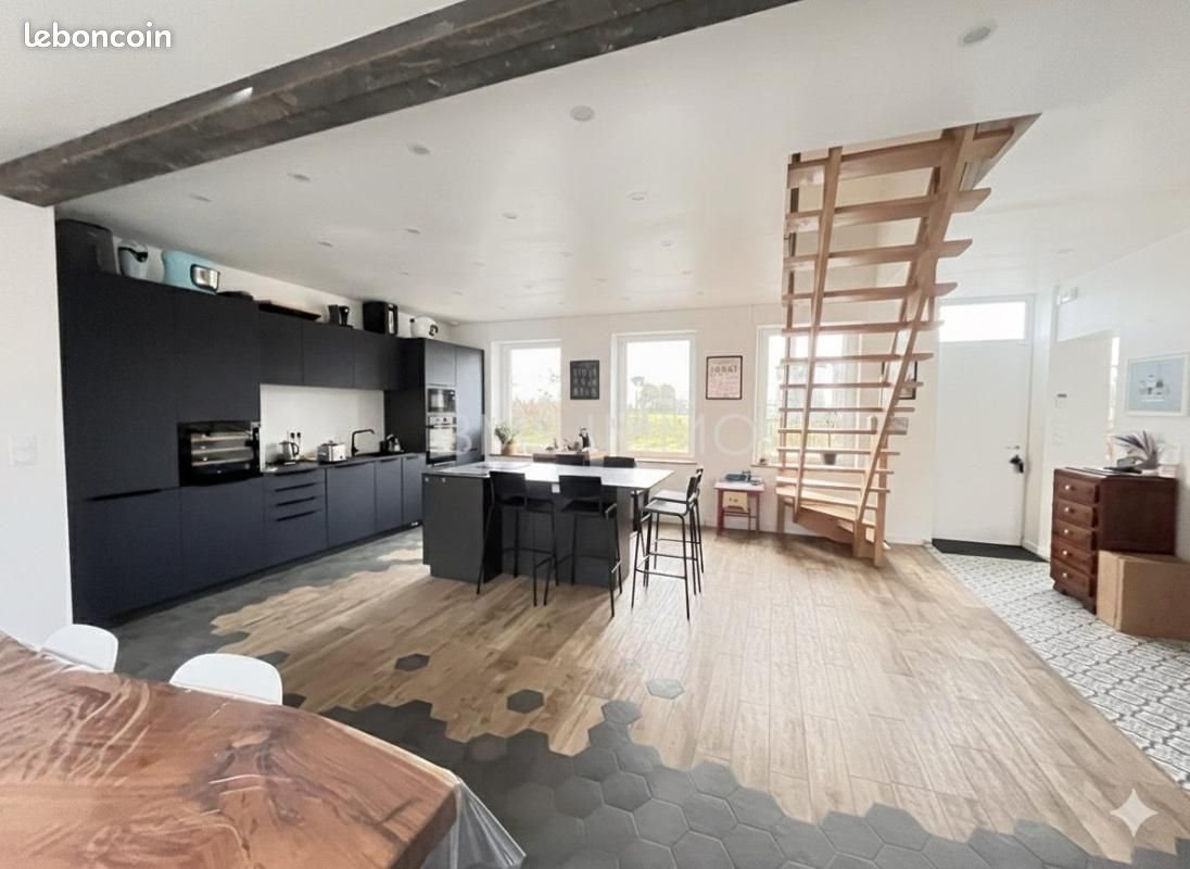 Maison à vendre, 170m², Nomain