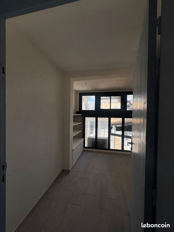 Appartement à louer, 111m², Le Brûlé