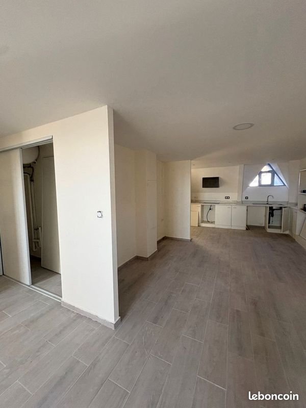 Appartement à louer, 111m², Le Brûlé