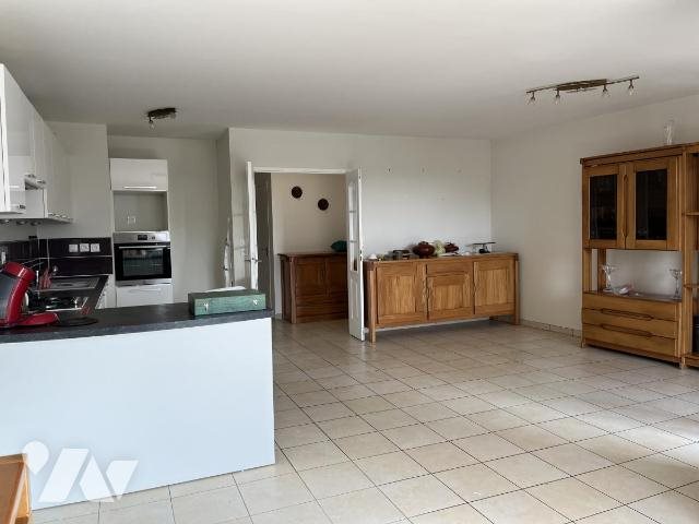 Appartement à vendre, 76m², Couëron