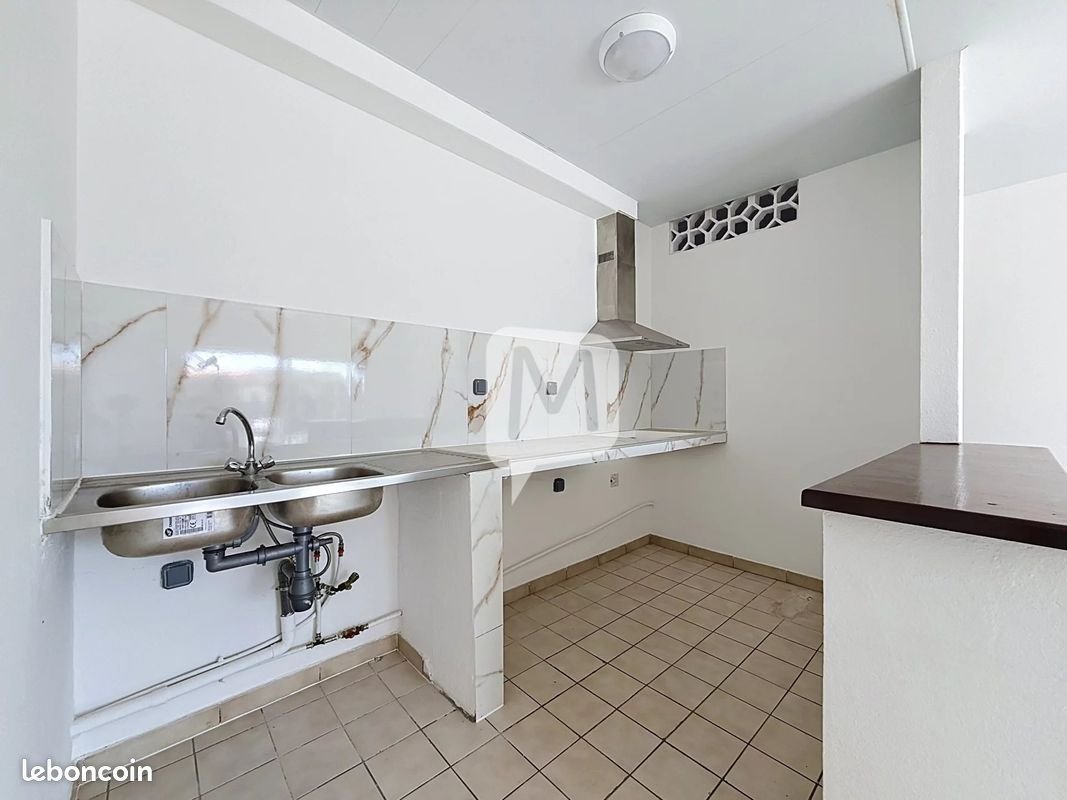 Appartement à louer, 49m², Kourou