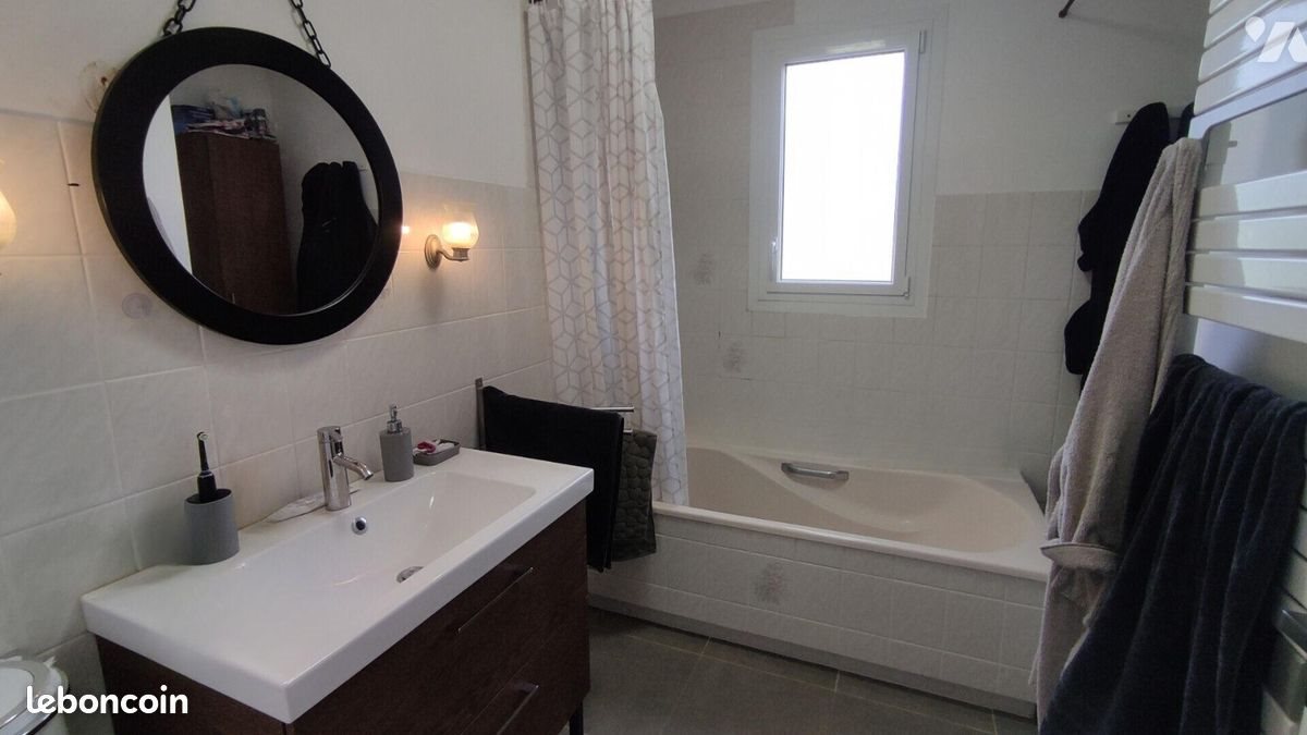 Maison à vendre, 120m², Commer