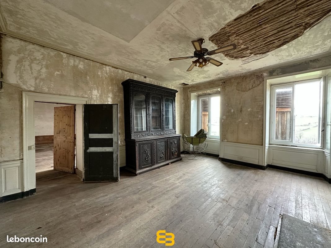 Maison à vendre, 450m², Sugères