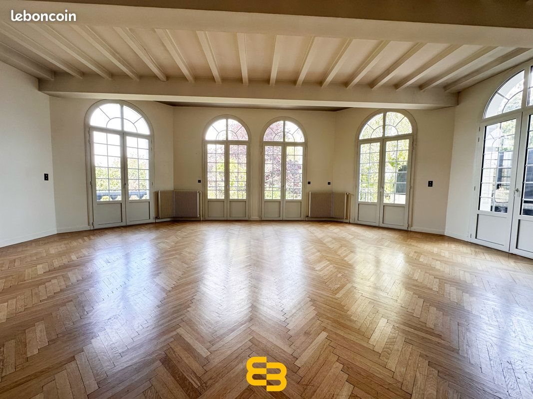 Maison à vendre, 205m², Chamalières