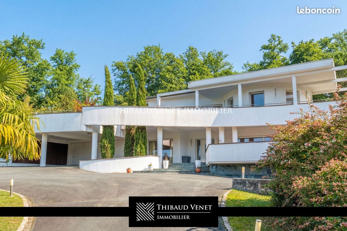 Maison à vendre, 329m², Lons-le-Saunier