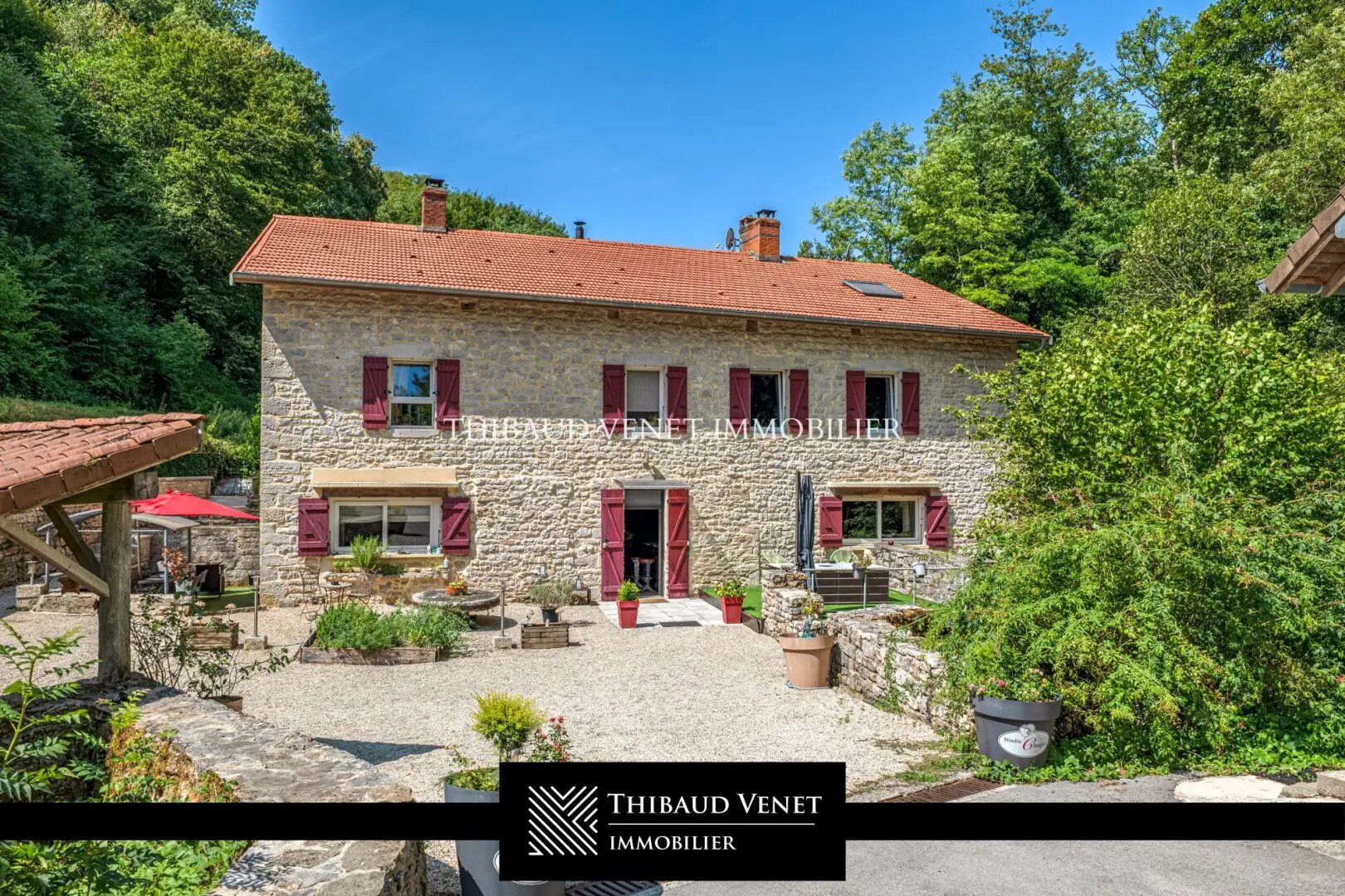 Maison à vendre, 540m², Saint-Amour