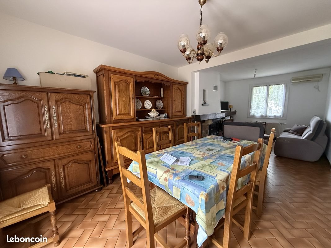 Maison à vendre, 116m², Saint-Viâtre
