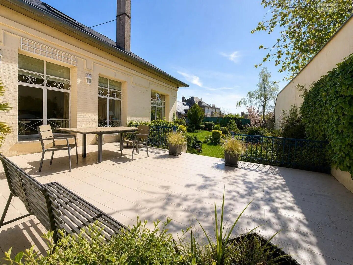 Maison à vendre, 420m², Saint-Quentin