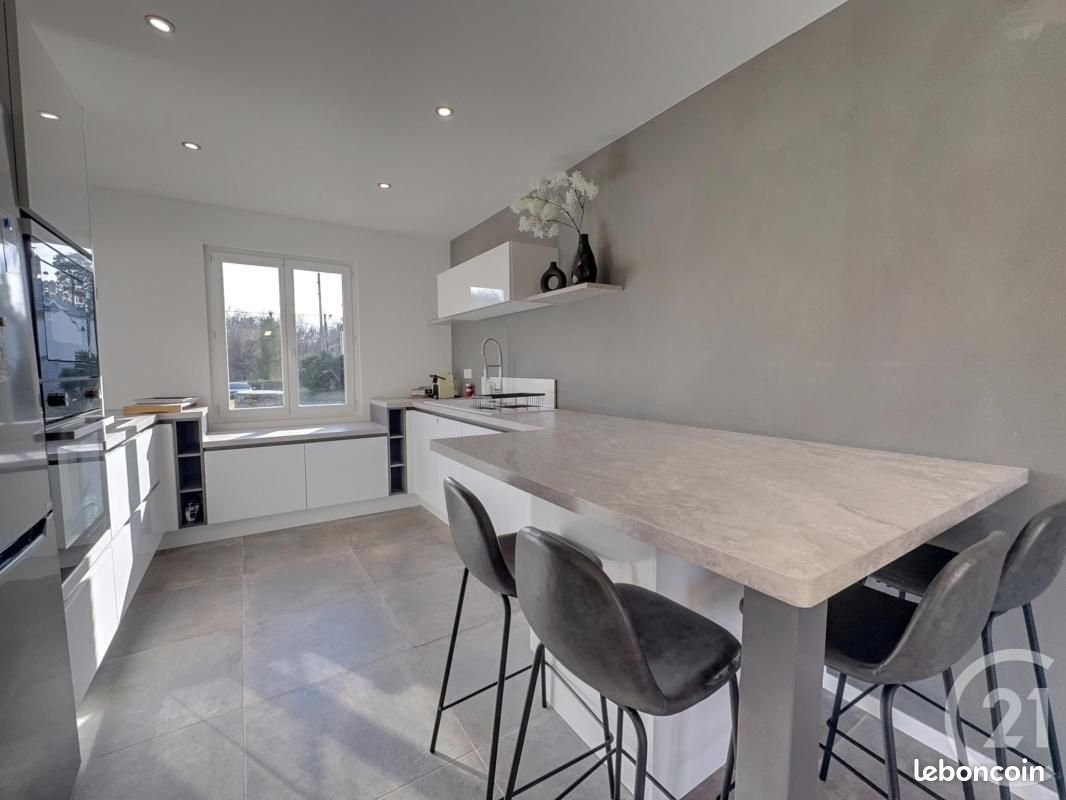 Maison à vendre, 102m², Ligny-le-Ribault