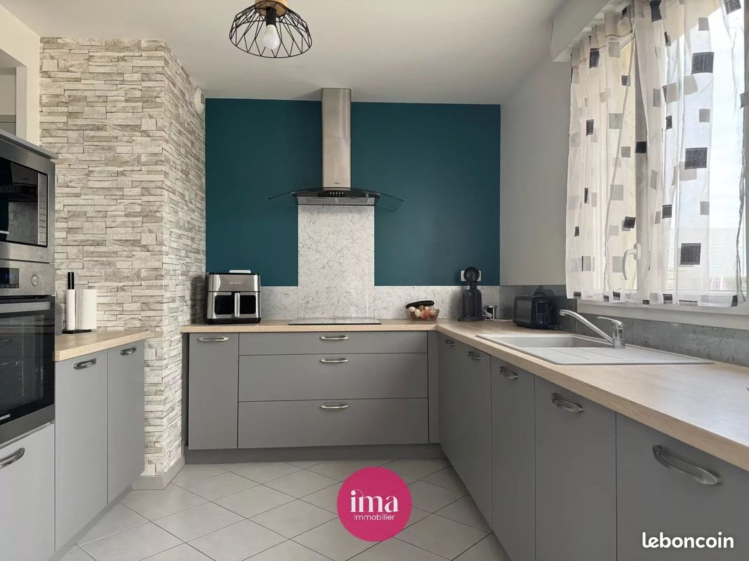 Maison à vendre, 77m², Ecommoy