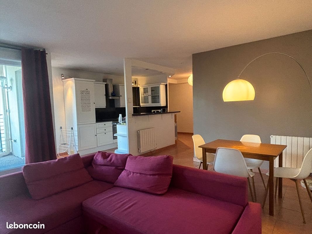 Appartement à louer, 69m², Lyon 8ème