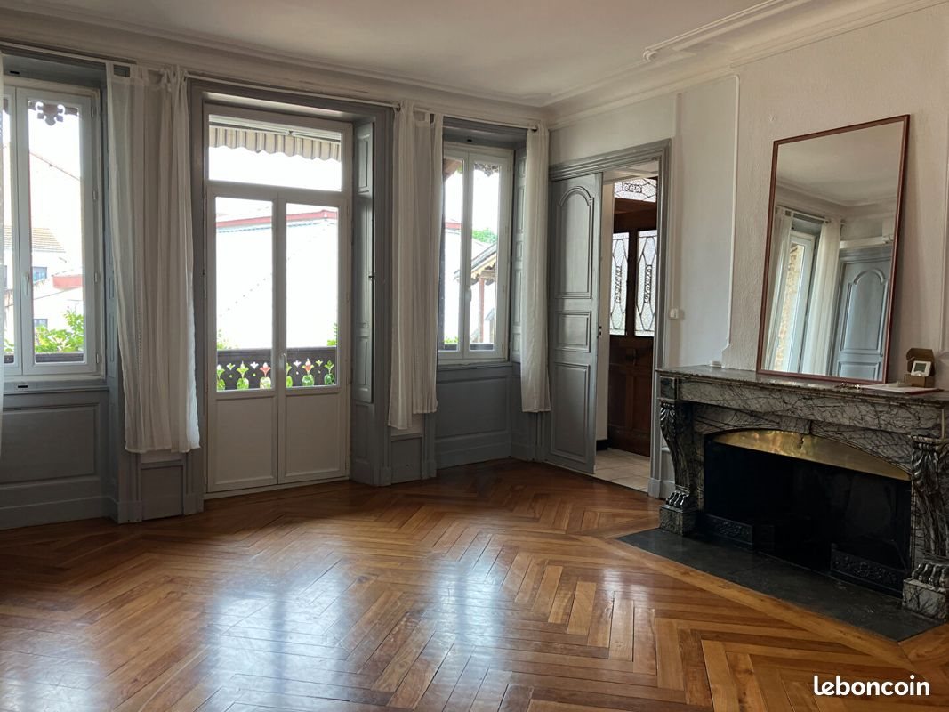 Appartement à louer, 119m², Bourg-en-Bresse