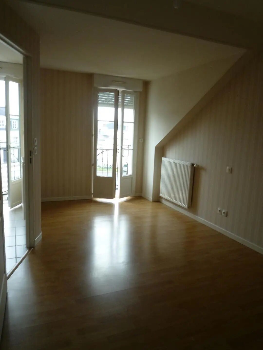Appartement à louer, 64m², Noyon