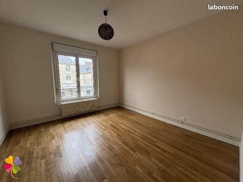 Appartement à louer, 82m², Valognes