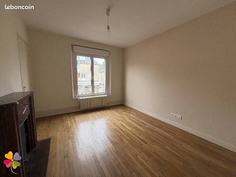 Appartement à louer, 82m², Valognes