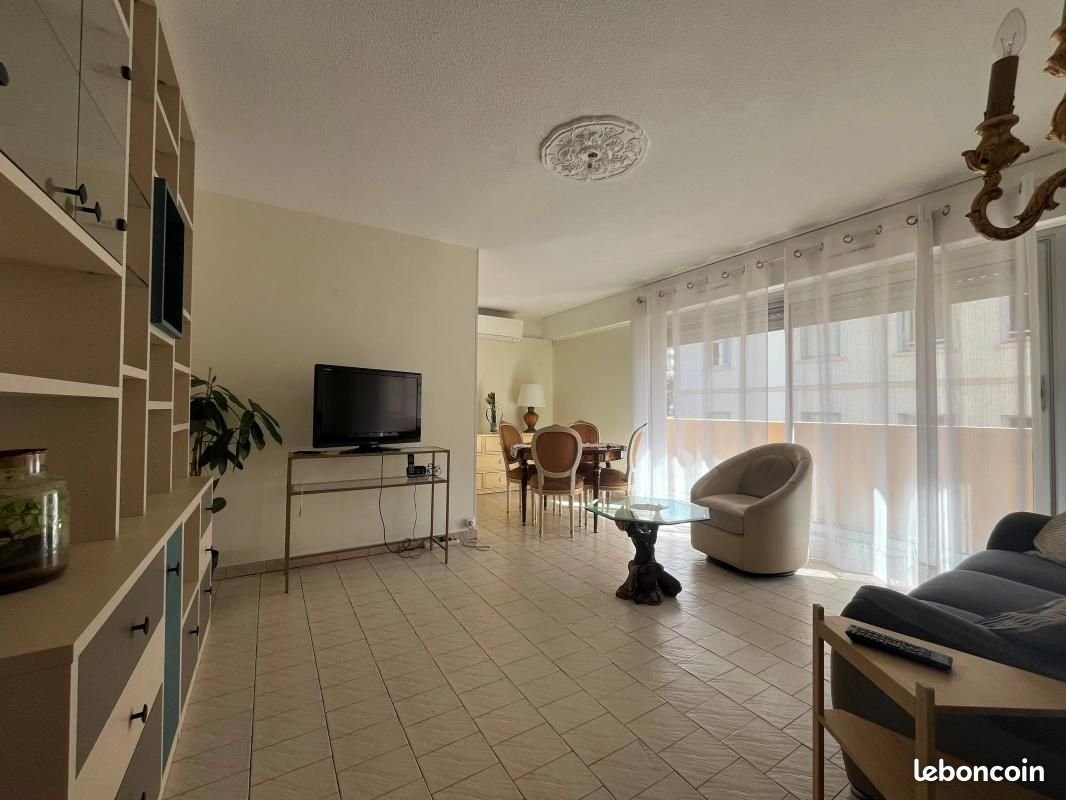 Appartement à louer, 70m², Toulon