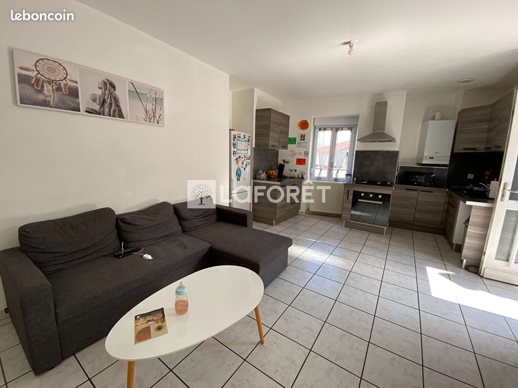 Appartement à louer, 75m², Mably