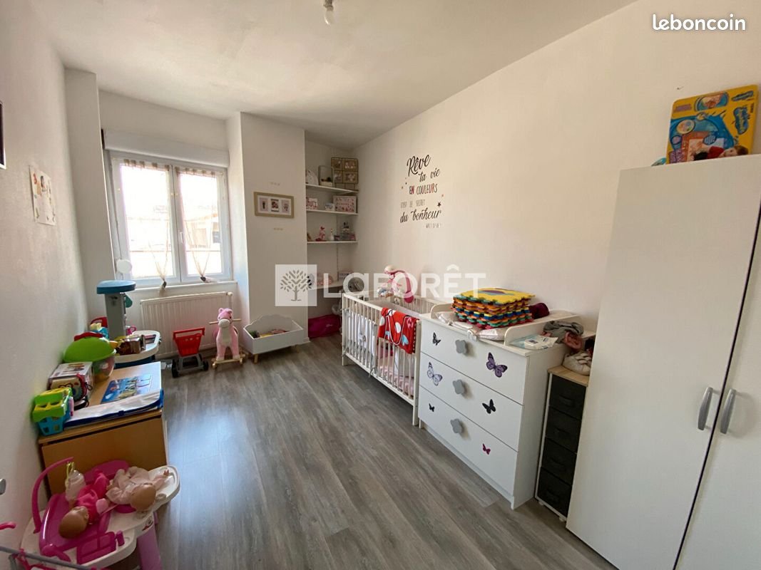 Appartement à louer, 75m², Mably