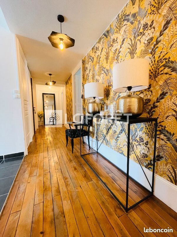 Appartement à vendre, 136m², Roanne
