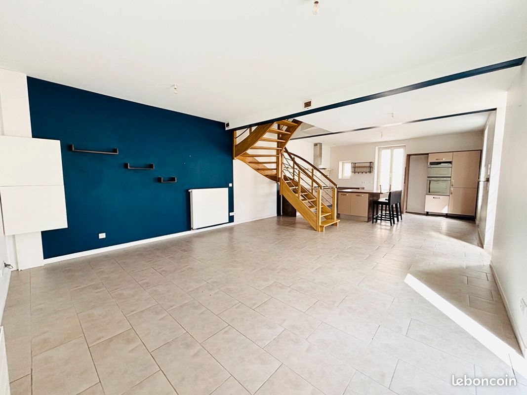 Maison à louer, 98m², Roanne