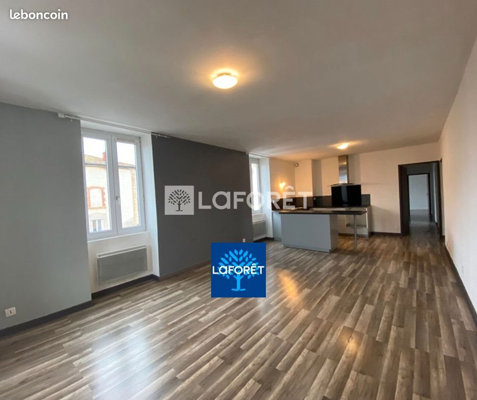 Appartement à louer, 85m², Saint-Symphorien-de-Lay