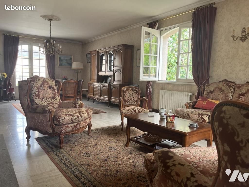 Maison à vendre, 180m², Laval