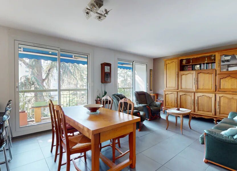 Appartement à vendre, 82m², Bron