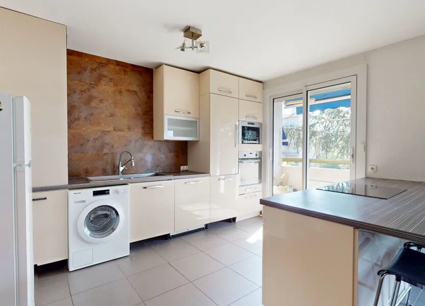 Appartement à vendre, 82m², Bron