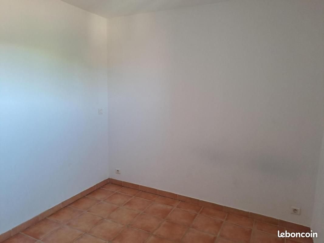 Appartement à louer, 51m², Pertuis