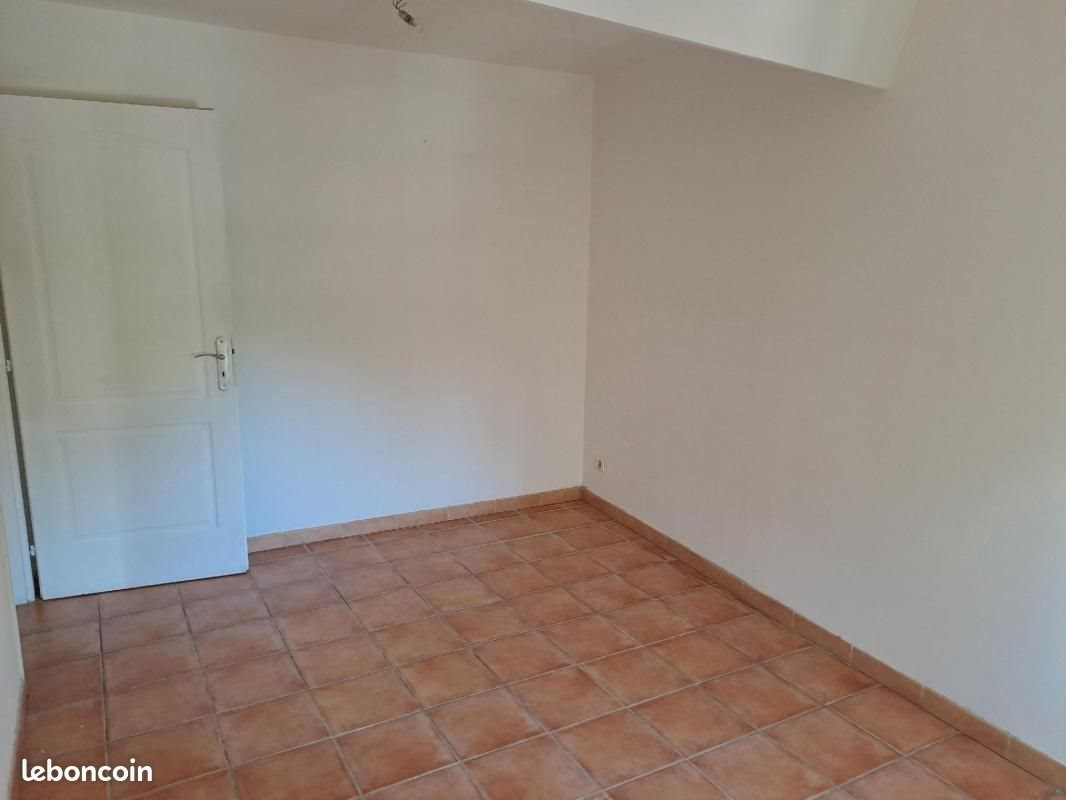 Appartement à louer, 51m², Pertuis