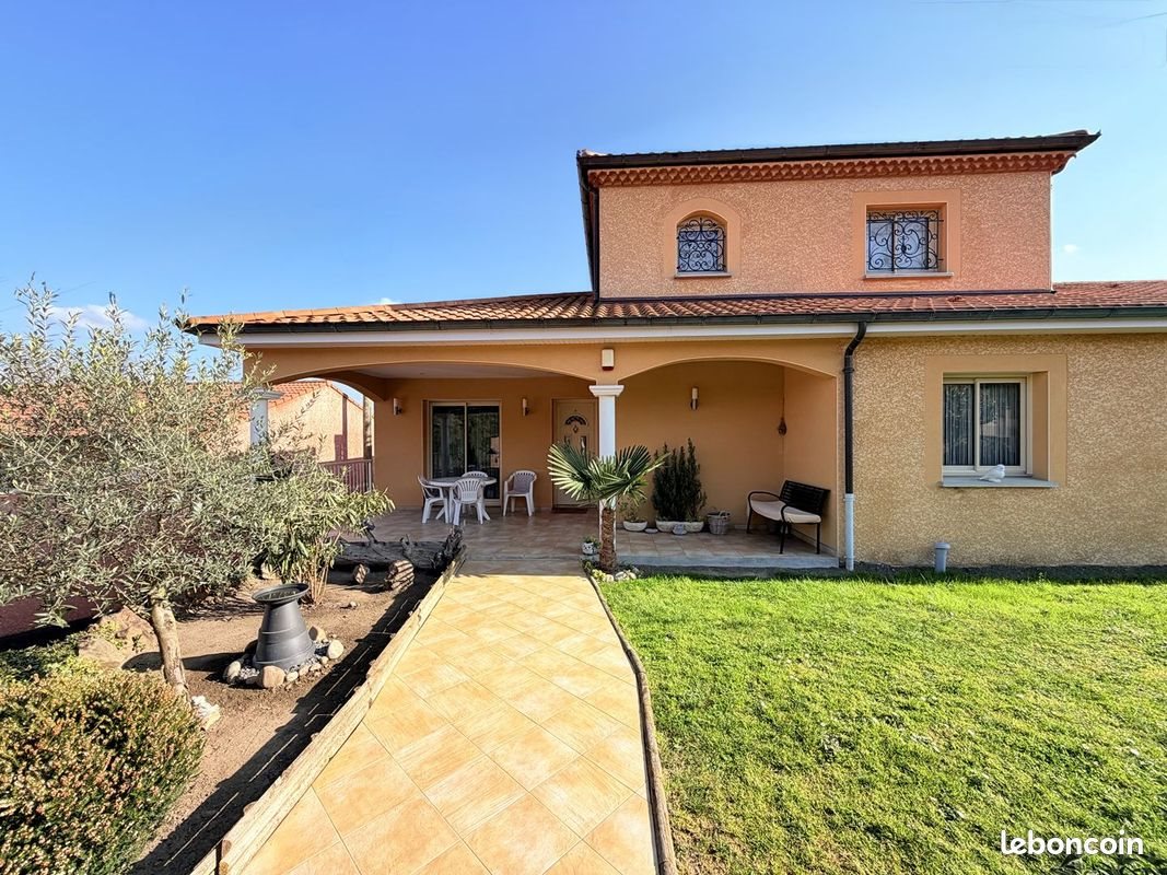 Maison à vendre, 207m², Les Martres-d'Artière
