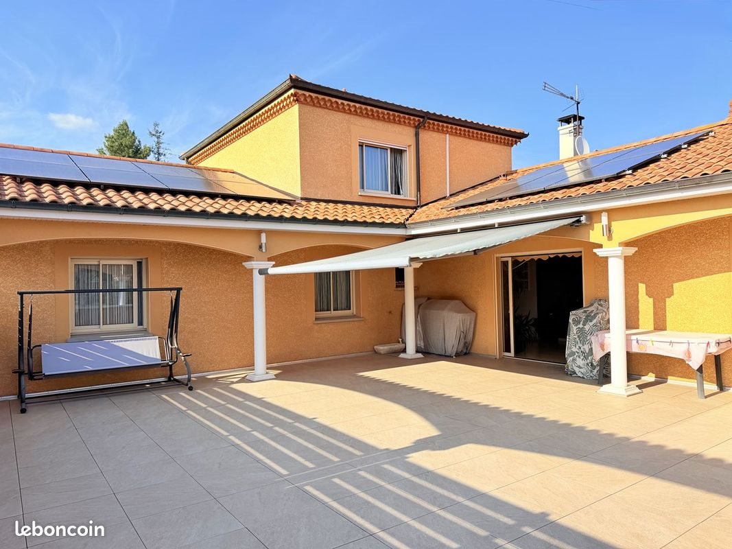Maison à vendre, 207m², Les Martres-d'Artière