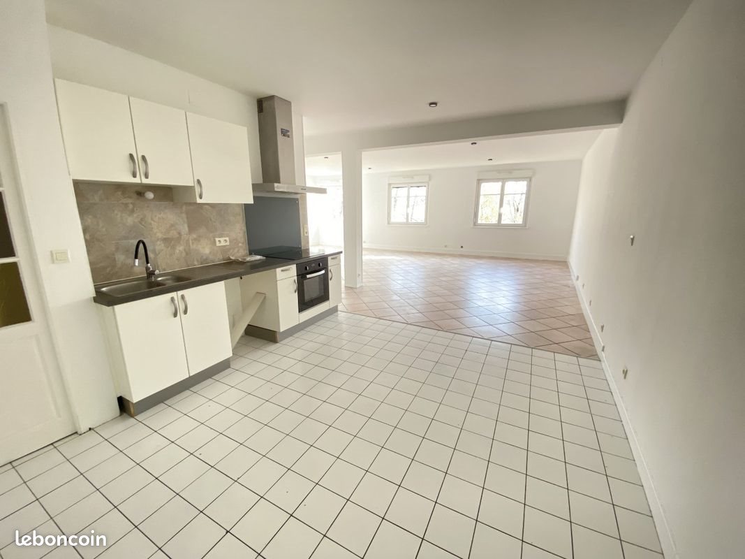 Appartement à louer, 167m², Danjoutin