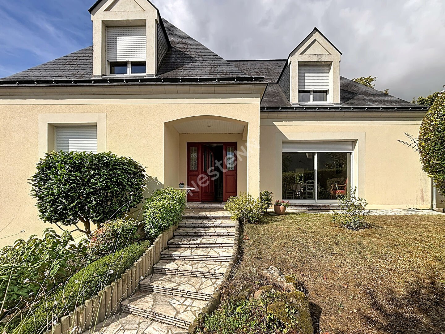 Maison à vendre, 243m², Avrillé