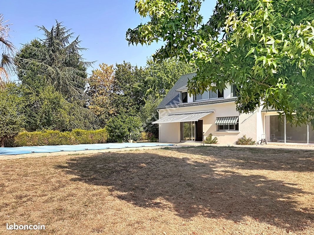Maison à vendre, 150m², Soulaire-et-Bourg