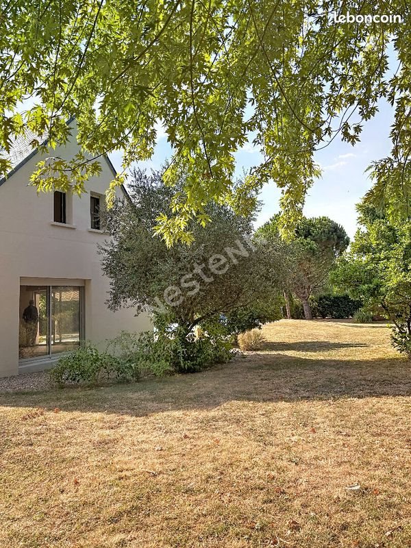 Maison à vendre, 150m², Soulaire-et-Bourg