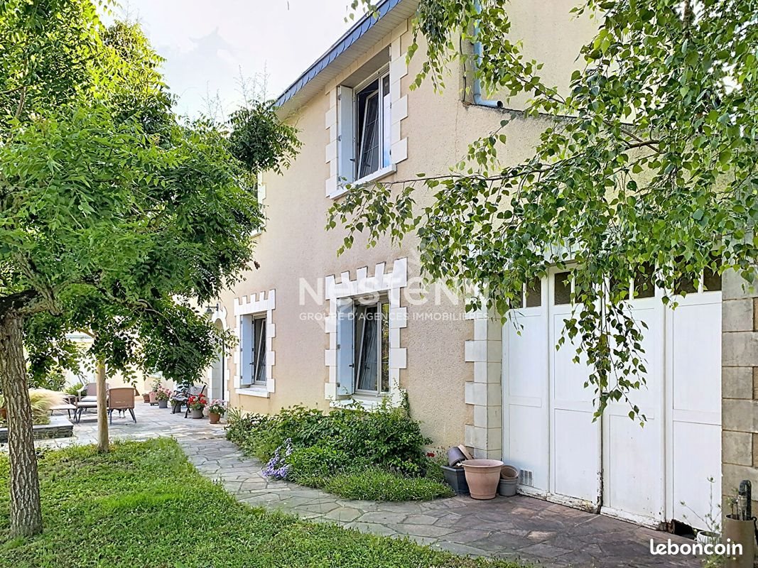 Maison à vendre, 157m², Avrillé