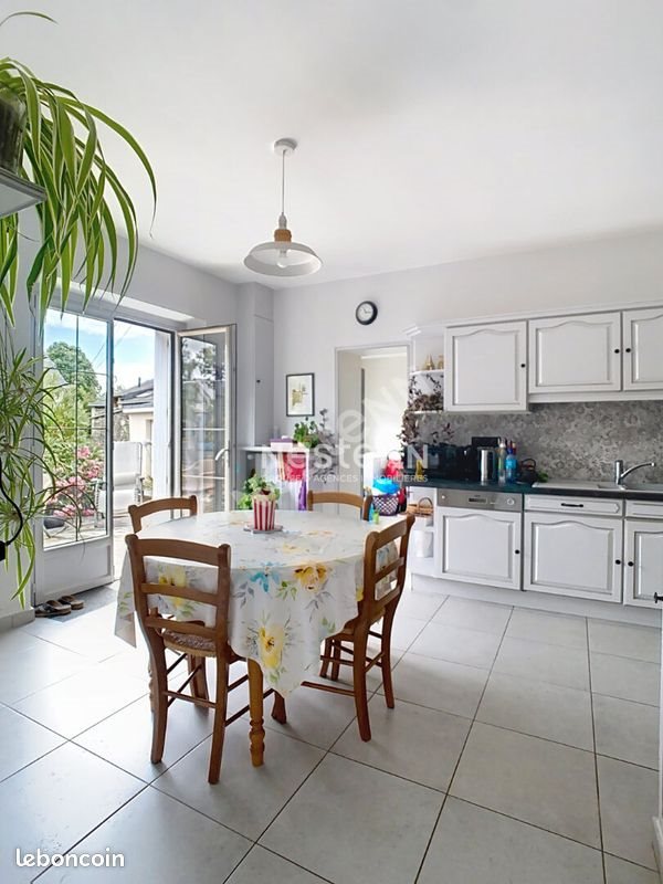Maison à vendre, 157m², Avrillé