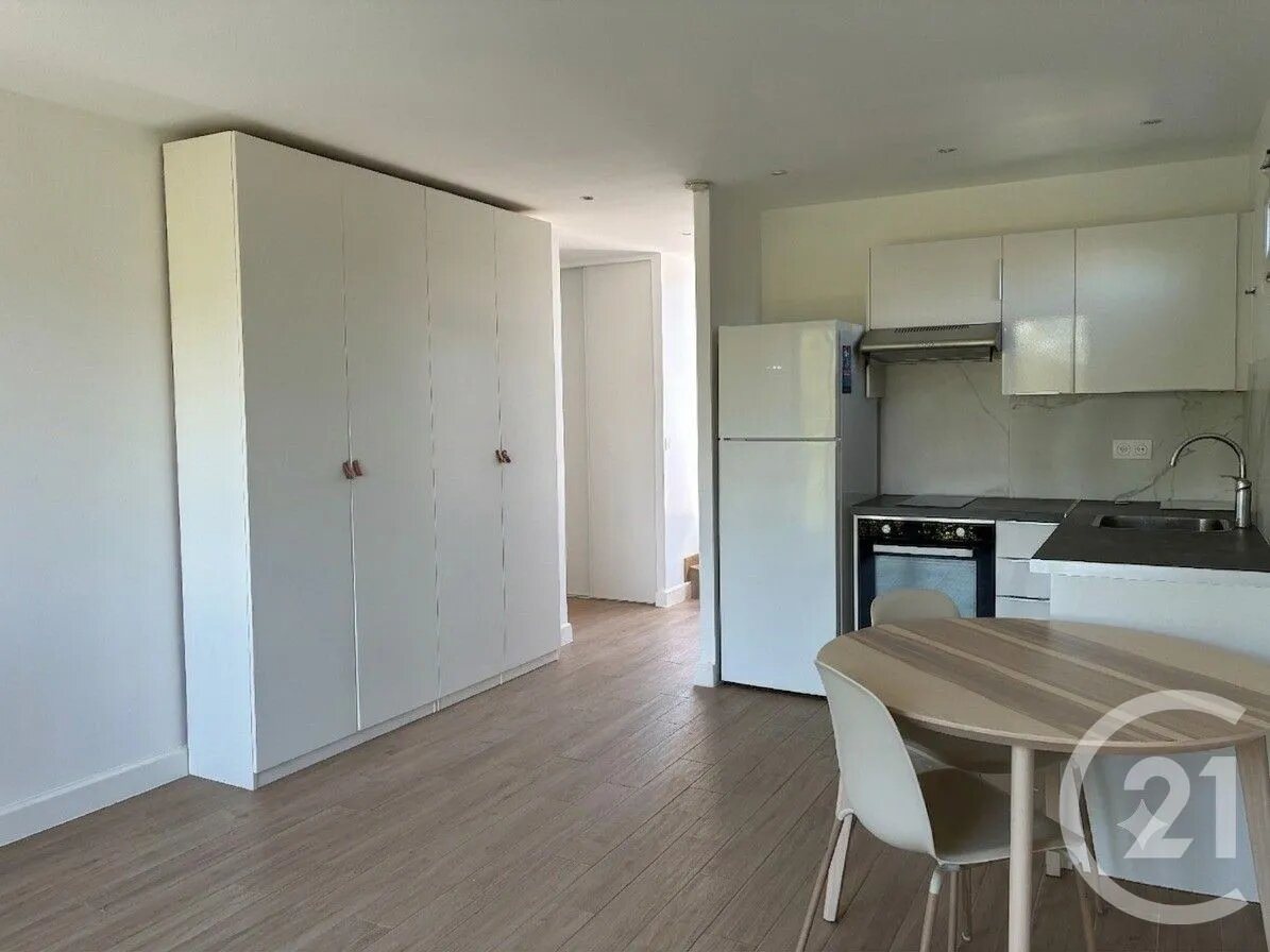 Appartement à louer, 26m², Sceaux