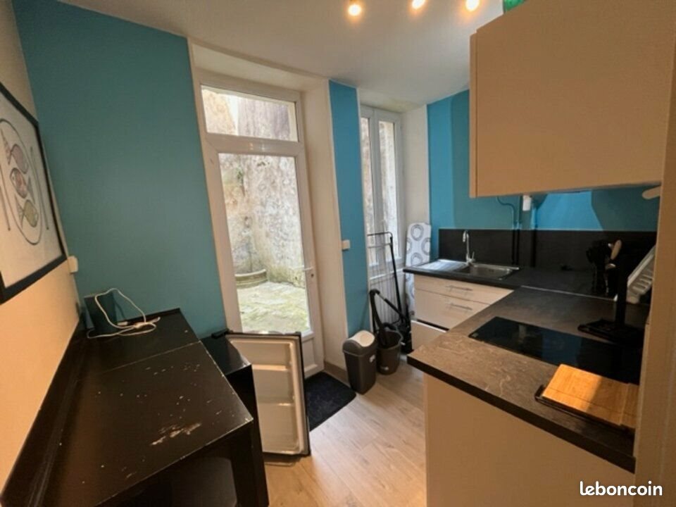 Appartement à louer, 26m², Niort