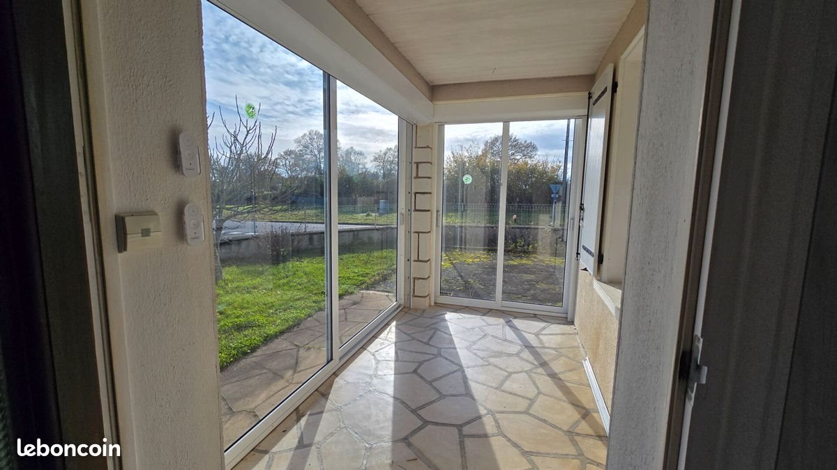 Maison à vendre, 74m², Charroux