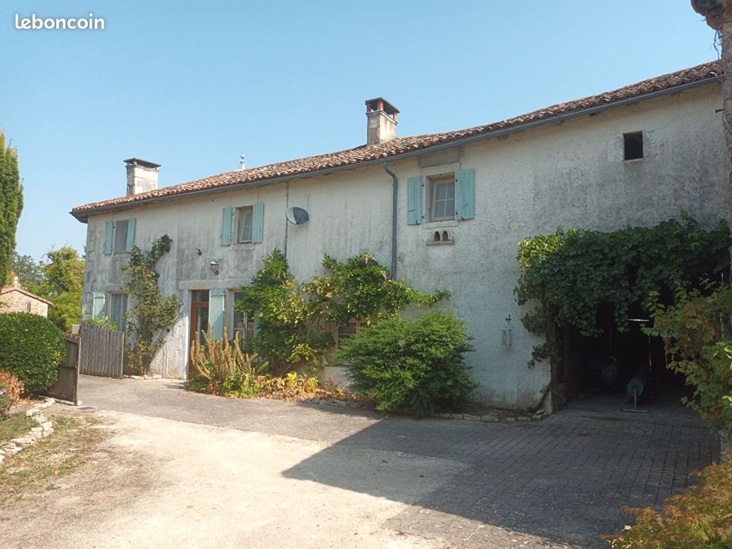Maison à vendre, 220m², Champagné-le-Sec
