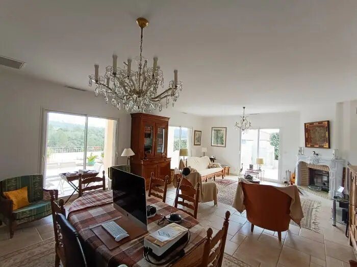 Maison à vendre, 217m², Fontjoncouse