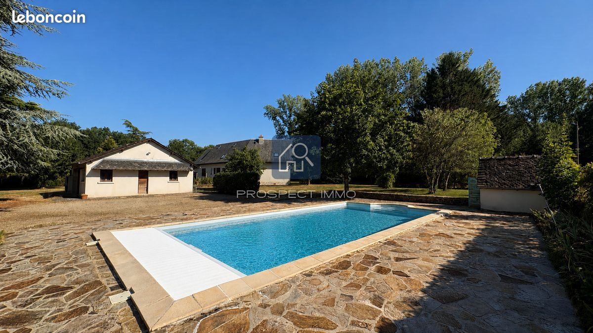 Maison à vendre, 200m², Laissac