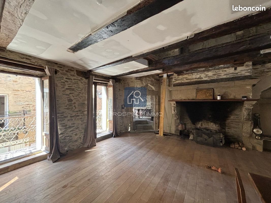 Maison à vendre, 410m², Estaing