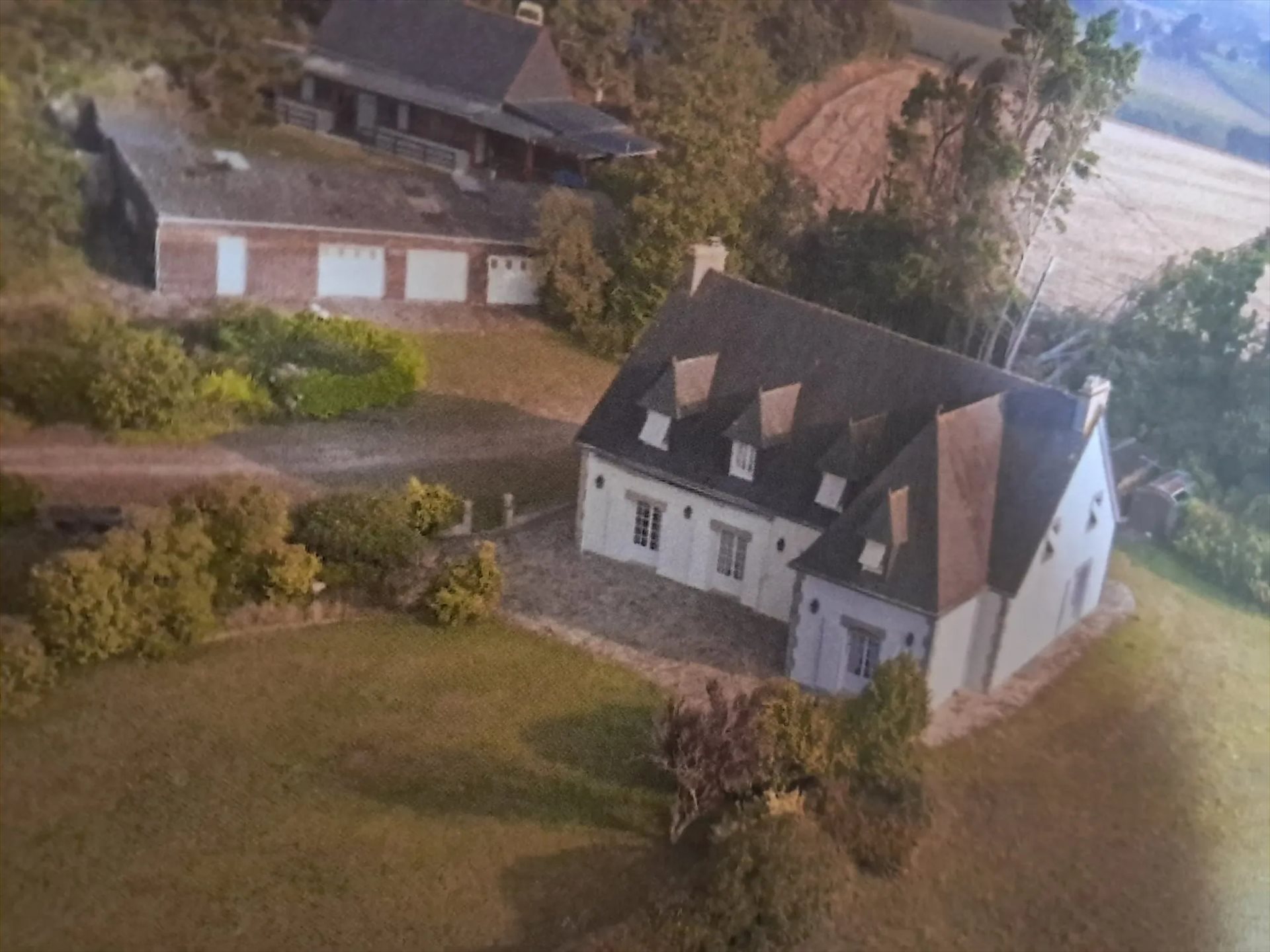 Maison à vendre, 265m², Confort-Meilars