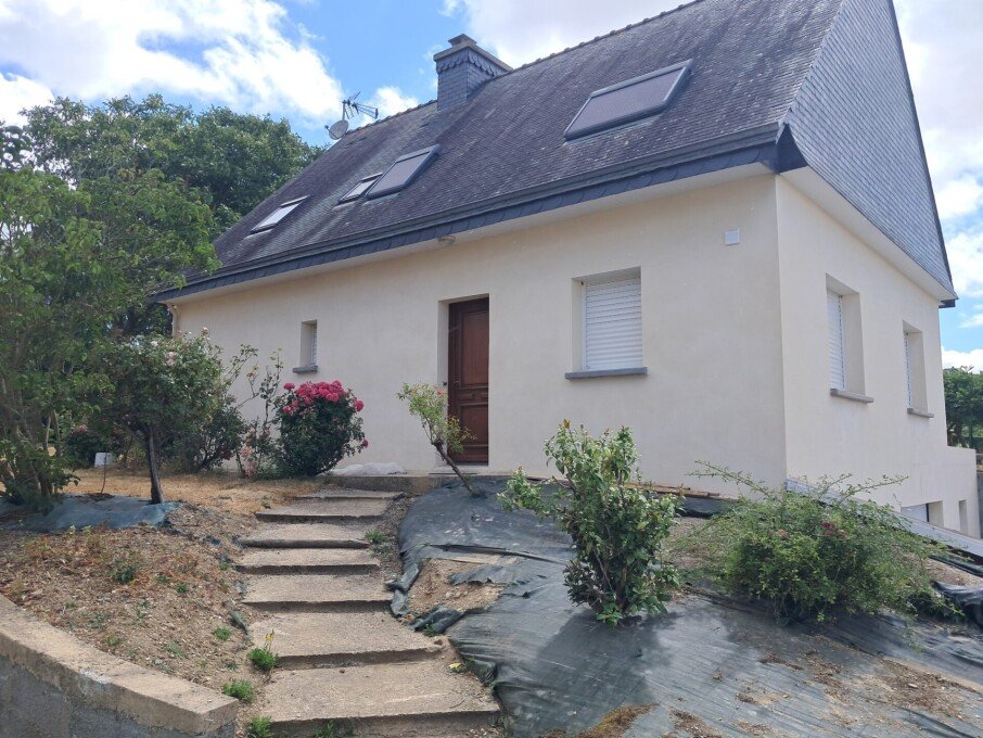Maison à louer, 120m², Trévé