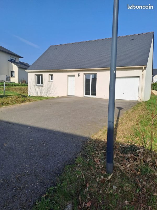 Maison à louer, 84m², Trévé