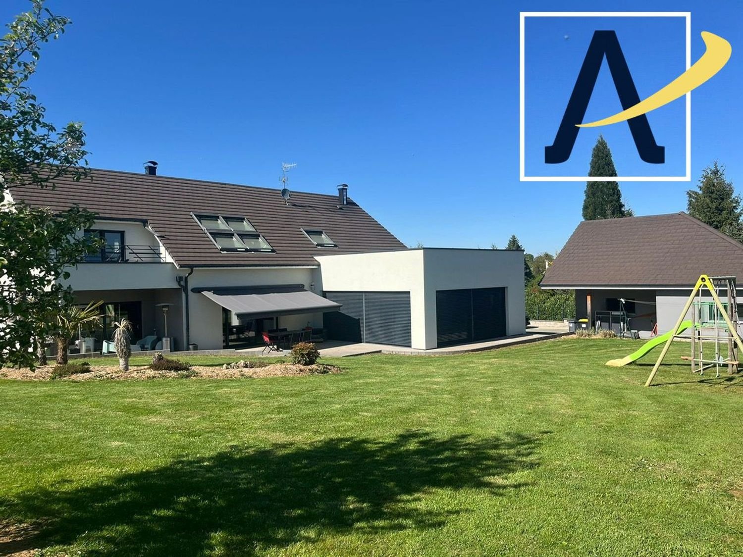 Maison à vendre, 245m², Arcey