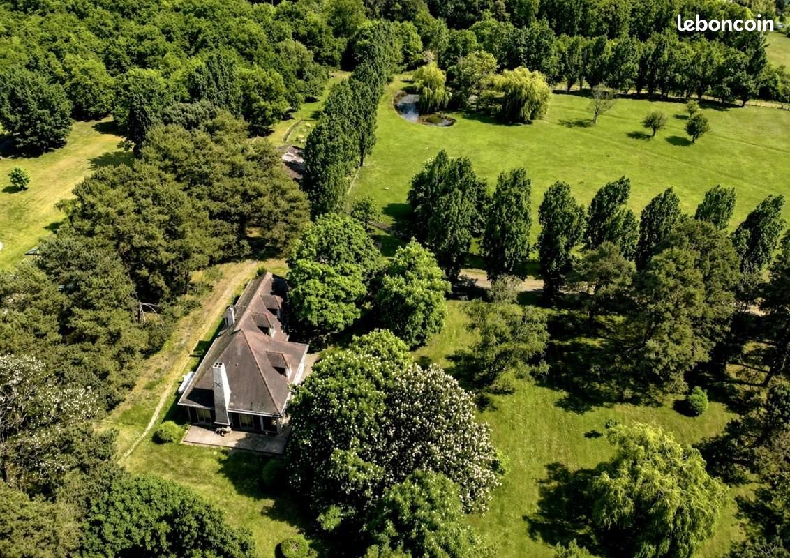 Maison à vendre, 197m², Azay-sur-Cher